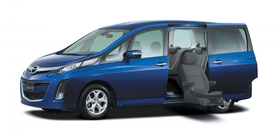  Mazda Biante Minivan 2008 года  (фото 27 из 37)